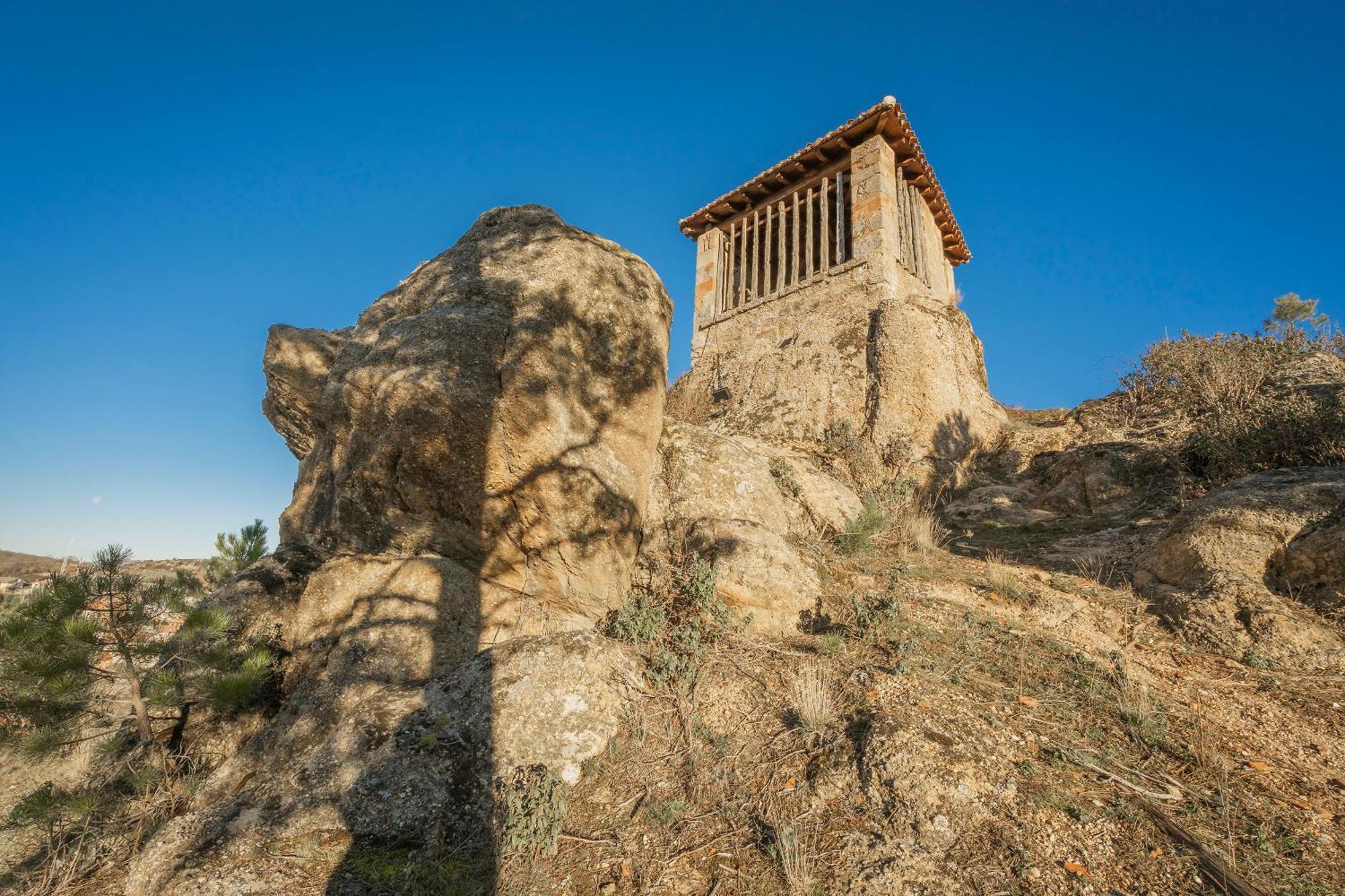 בית הארחה Rabanera del Pinar 	La Estacion De Rabanera מראה חיצוני תמונה